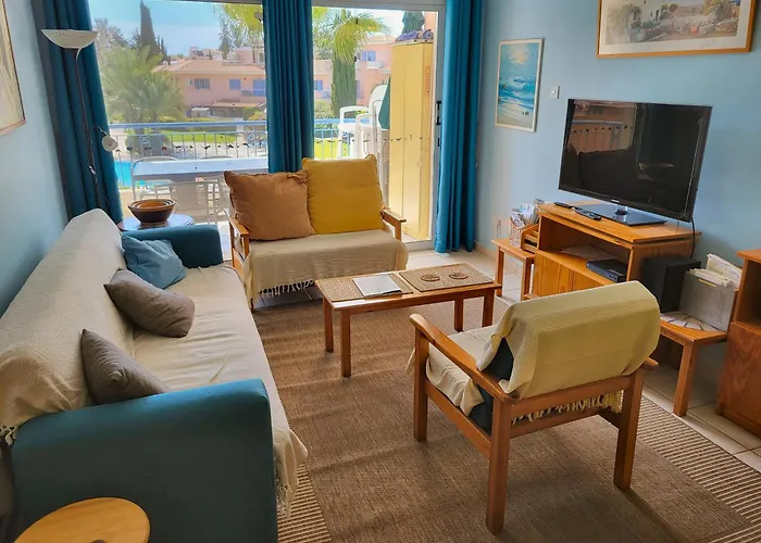 Award-winning 3-bedroom Near アパート *